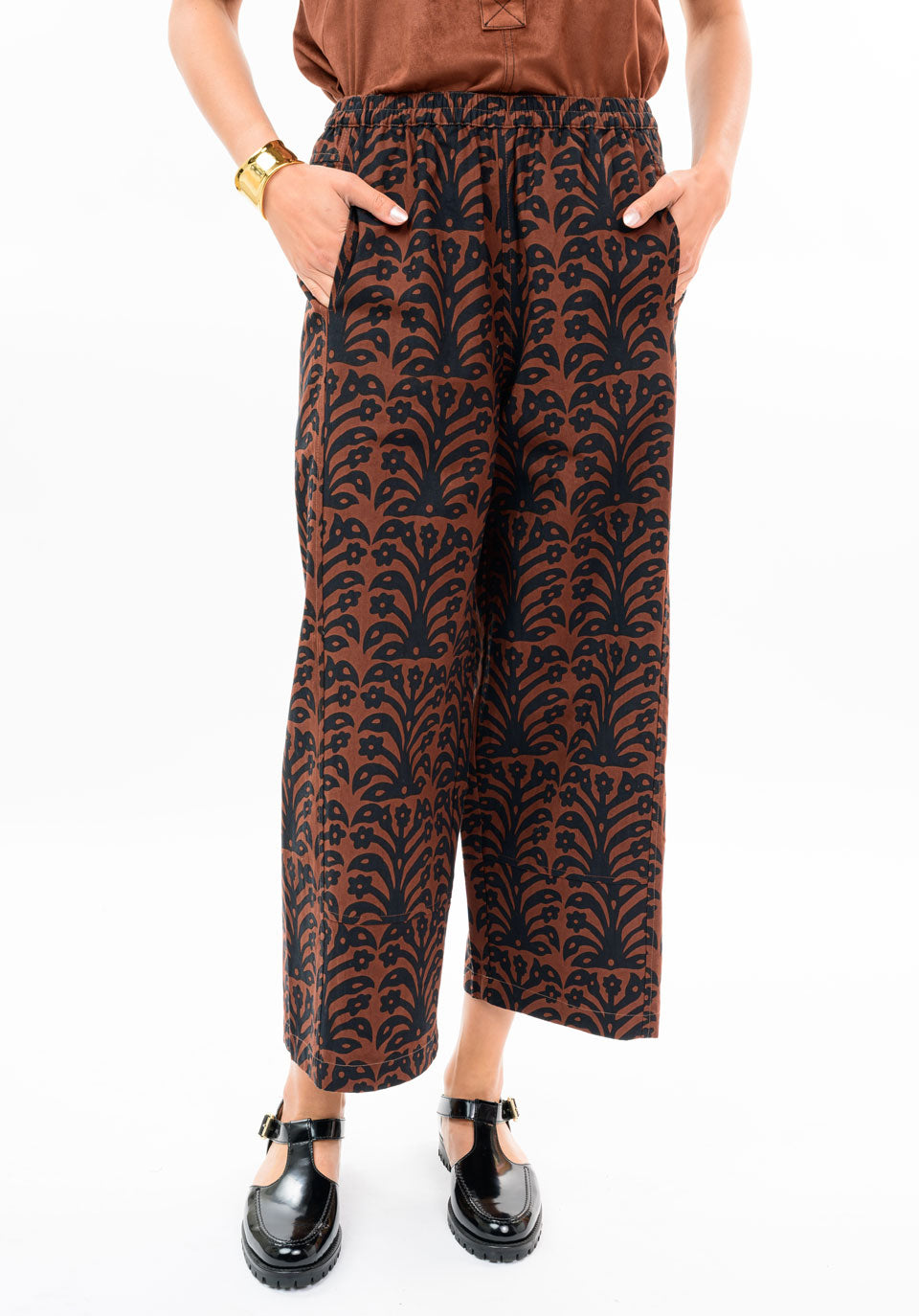Black Barrel Print Pant