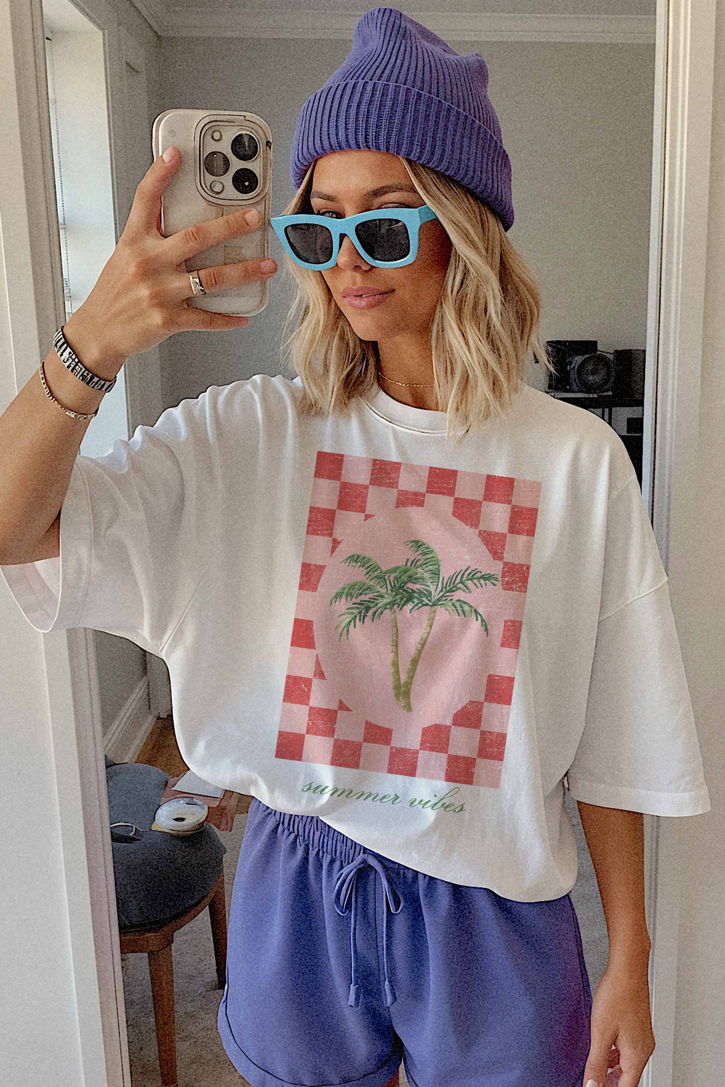 Summer Vibes Retro Palm Trees Graphic Tee