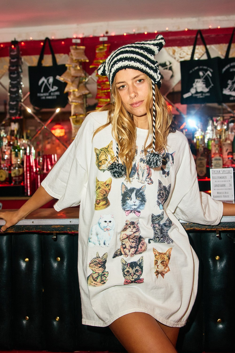 Lovely Cats Graphic Print Oversized T-shirt Tunic