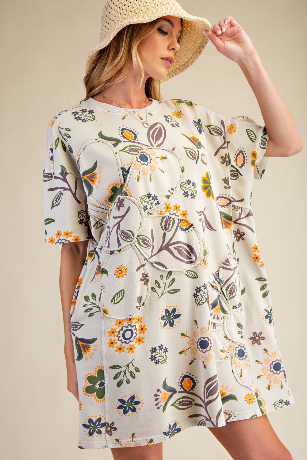 Ecru Daisy Patch Short Sleeve Dress