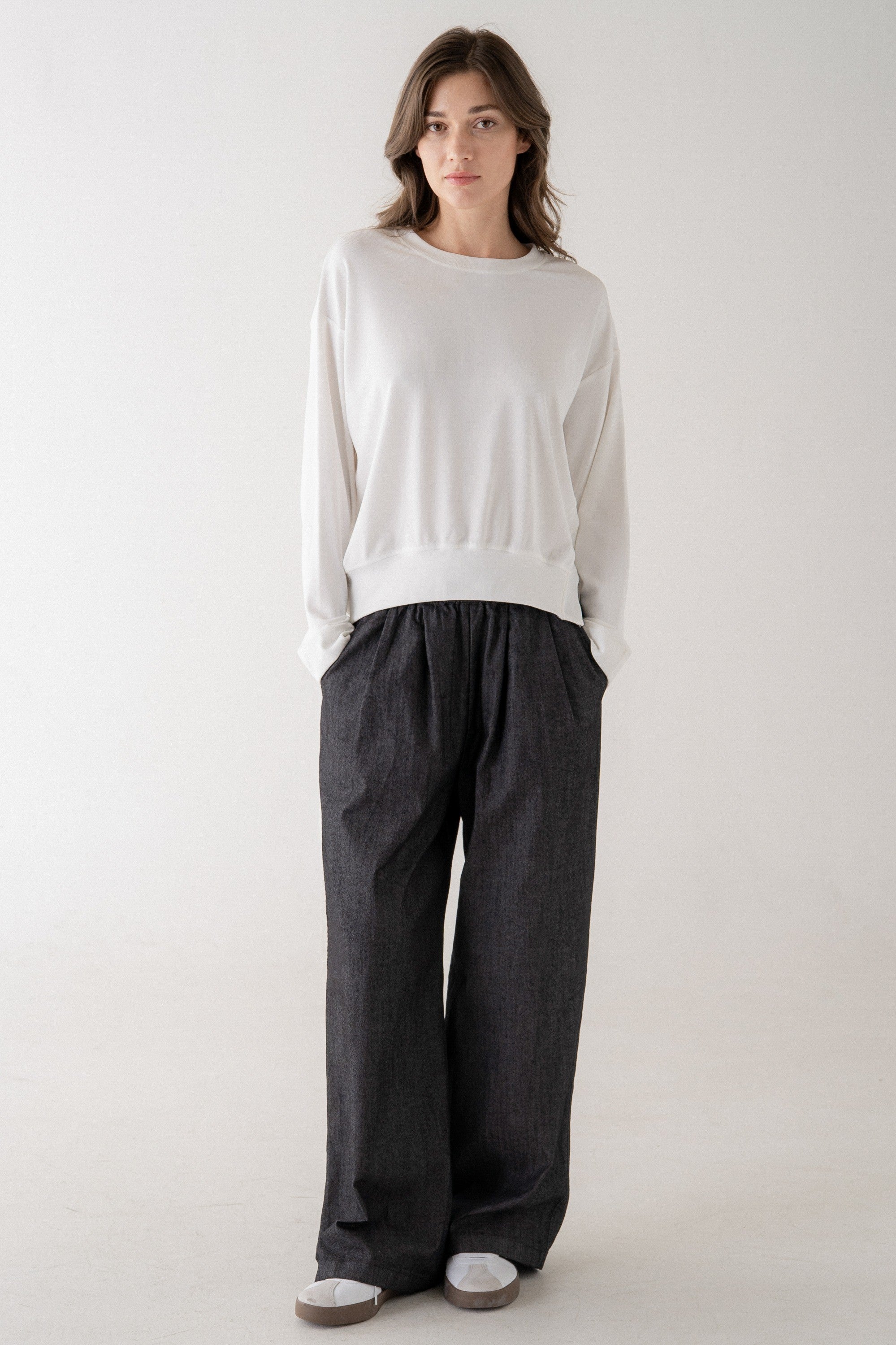 White Asymmetric Hem Lightweight Sweatshirt